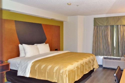 Quality Inn & Suites Raleigh North image 13