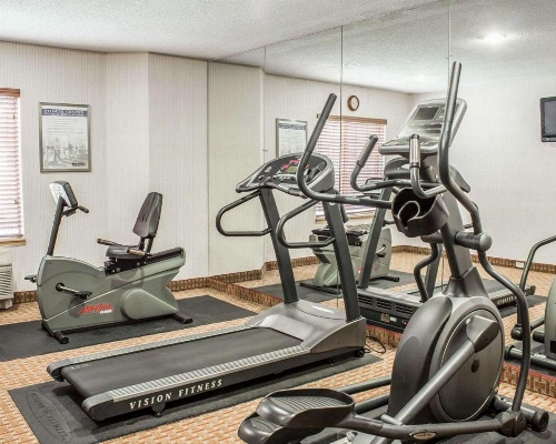 Quality Inn & Suites Raleigh North image 15