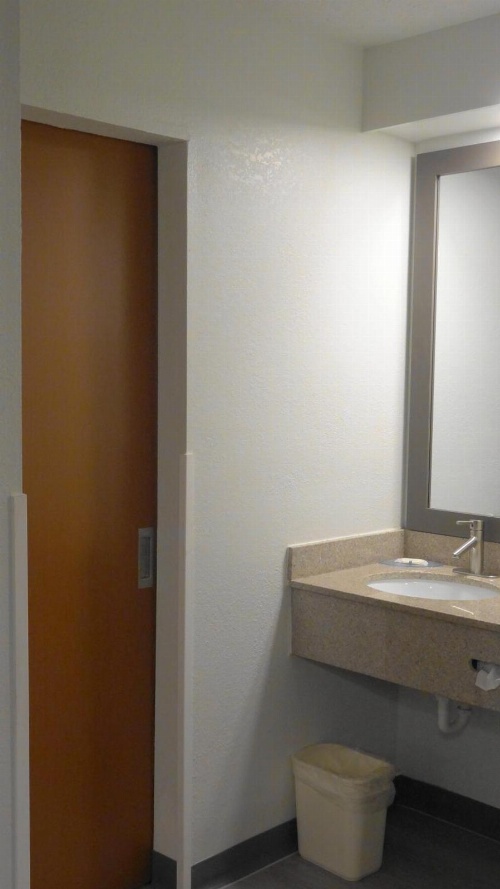 Quality Inn & Suites Raleigh North image 2