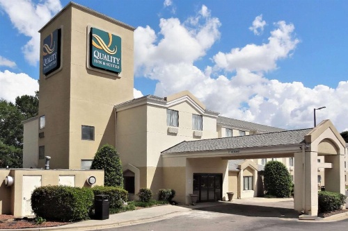 Quality Inn & Suites Raleigh North image 22