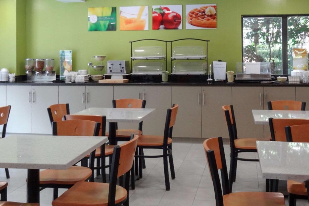 Quality Inn & Suites Raleigh North